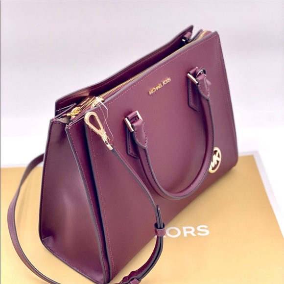 Michael Kors Large Hope Satchel and Wallet Set - Picture 7 of 11